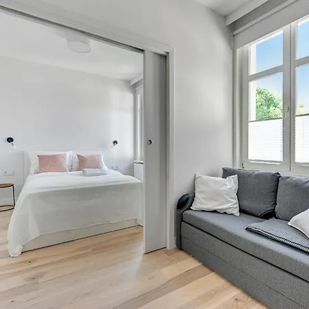 Grand - Orion Nearby Monte Cassino Street Apartment