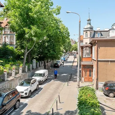 Grand - Orion Nearby Monte Cassino Street *