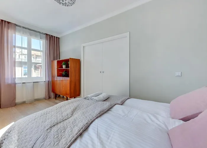 Grand - Orion Nearby Monte Cassino Street 아파트