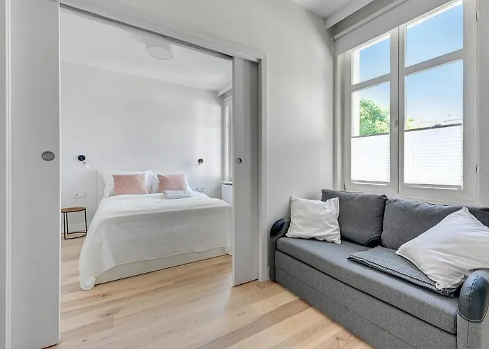 Grand - Orion Nearby Monte Cassino Street 아파트